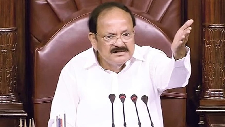 Venkaiah Naidu Tweets Thiruvalluvar's Pic in Saffron Robe, Replaces it With Photo in White as DMK Fumes