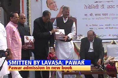 I chose Lavasa plot, admits Sharad Pawar