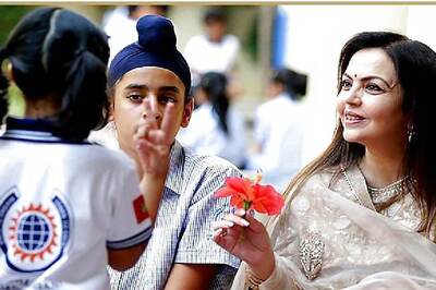 Dhirubhai Ambani International School Commences Live Classroom Teaching Amidst Coronavirus Lockdown