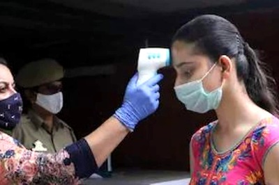 AKTU Releases Admit Card for Odd Semester Exams Amid Students Demand for Online Papers