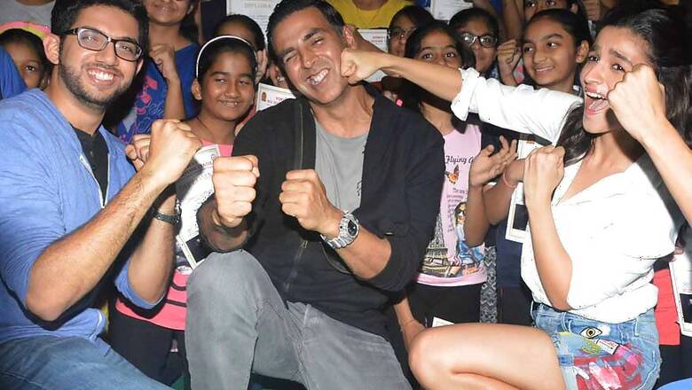Akshay Kumar-Alia Bhatt's Recent Photos Show Their Incredible Off-screen Chemistry