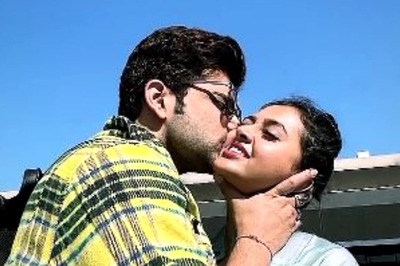 Karan Kundrra Uses 'Bal Ka Prayog' To Kiss Tejasswi Prakash In First Pic From Their Dubai Trip
