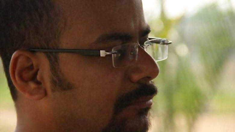 Facebook Removes Srijato's Controversial Poem For Hurting Hindu 'Sentiments'