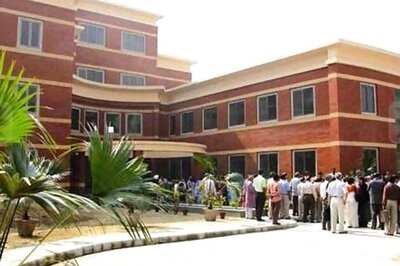 DU colleges come out with fifth cut off list