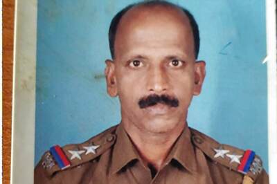Tamil Nadu Cop Shot Dead by Gang at Checkpost Near Kerala Border, Police Sounds Red Alert in Area