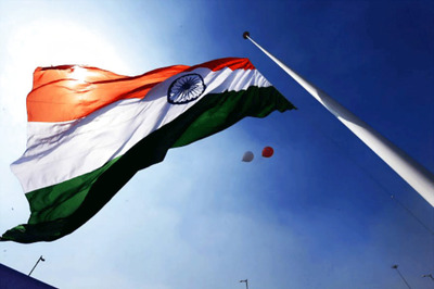 Protests at Oppo India, Chinese Employee 'Trashes' Indian Flag at Noida Plant