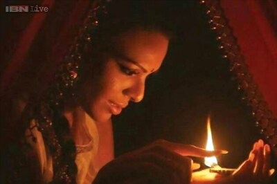 I am not competing with anybody in India : Sherlyn Chopra