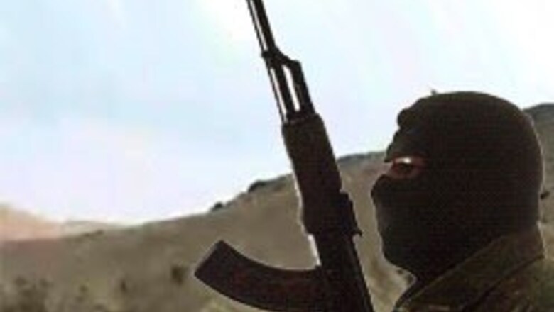 Suicide bomber kills 13 Iraqi soldiers