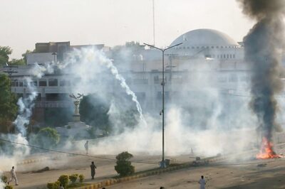 Imran Khan Supporters Storm Army HQ in Rawalpindi, Corps Commander’s House in Lahore; Situation Tense
