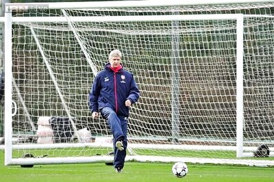 Arsene Wenger urges shattered team to respond in the right way