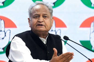 BJP Doesn't Want People to Get Benefits of Cong's Guarantees: Gehlot After ED Action