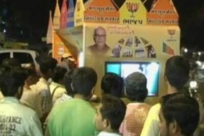 Parties to use IPL matches to woo voters in rallies