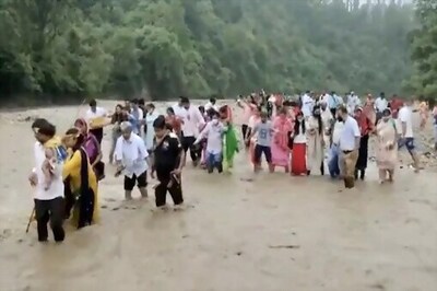 Devotees Risk Life By Crossing High Stream River To Reach Shakumbhari Devi Temple
