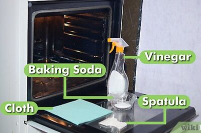 How to Clean an Oven with Baking Soda