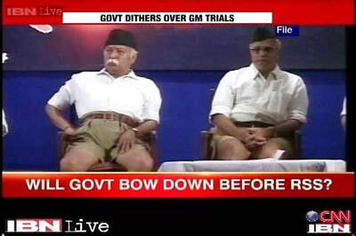 RSS linked groups demand ban on GM crops, Centre denies any pressure