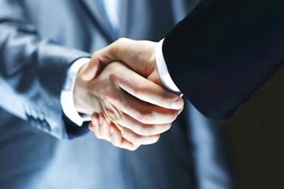 Emirates Group to Support AP in Aviation Infrastructure