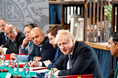 From Rishi Sunak to Penny Mordaunt, UK PM Race Expands to Nine With Early Focus on Tax