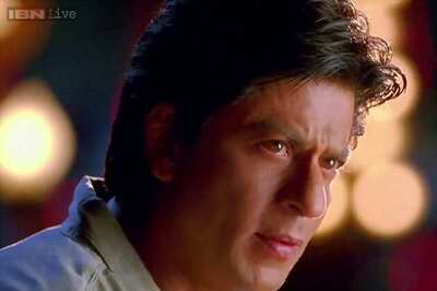 Shah Rukh Khan unwell, watches 'Don', 'Chennai Express' on TV