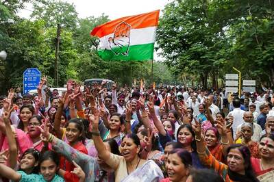 Delhi Congress Protests Near BJP Headquarters Against Maharashtra Govt Formation
