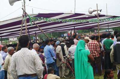 BJP eyes major gain in East, West Champaran as Mahagathbandhan faces rebellion