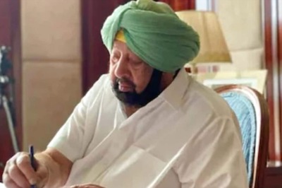 Congress Fails to Pull Off What BJP Did in Gujarat: Will It Lose a 'Humiliated' Amarinder?