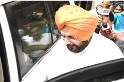 News18 Evening Digest: After Walking Out of Jail, Navjot Singh Sidhu Targets Centre And Other Top Stories