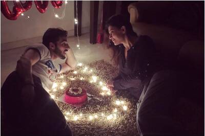 Sushmita Sen’s Valentine’s Day 2020 Pictures with Boyfriend Rohman Shawl are Too Cute to Handle