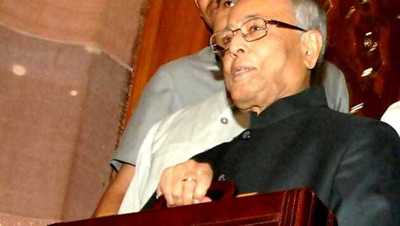 Pressure tactics won't work: FM to bullion dealers
