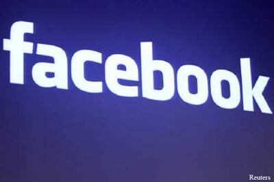Site issues cause outage for some Facebook users