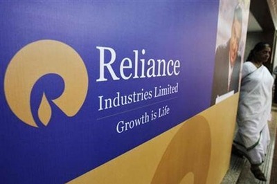 Reliance Industries Q4 profit up 32 pc on refining margins