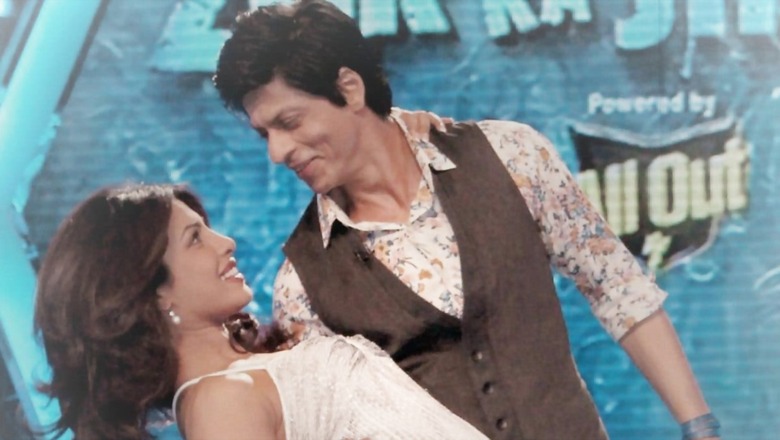Shah Rukh Khan Asks Priyanka Chopra 'Can I Be Your Dream Man' in Viral Video: 'Dimples Will Work...'