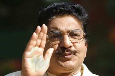 What Should Guv Vidyasagar Rao do? Serving, Former Governors Are Split