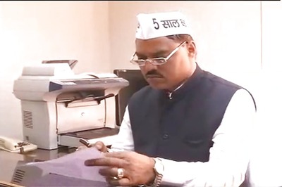 Fake degree case: Court grants bail to AAP leader Jitender Singh Tomar