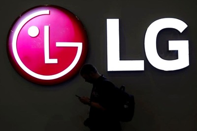 LG Electronics Introduces 'Kickspots' Wireless Charging Solutions For Electric Scooters