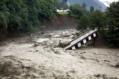Assam government gives Rs 5 crore to flood-hit J&K