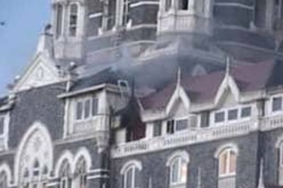 Aussies injured, Australia asks citizens to avoid Mumbai