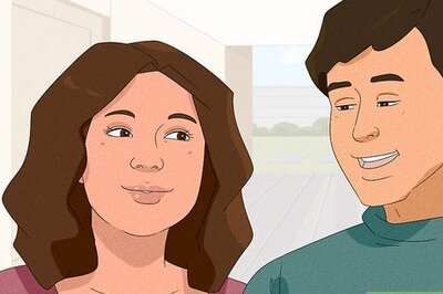 Signs a Woman is Sexually Attracted to You