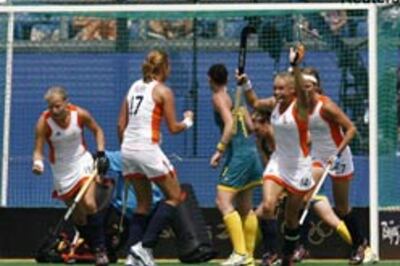 Dutch girls defeat Australia, enter hockey semi-finals