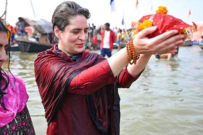 Priyanka Takes Holy Dip in Sangam on Mauni Amavasya, Performs Puja