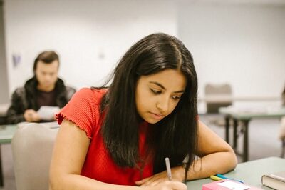 Bihar Board To Offer Free Coaching To JEE, NEET Aspirants; Details Inside