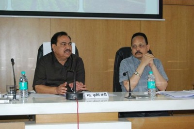 BJP Victory in Municipal Polls , Khadse Exit, Maratha Stir Dominate Maharashtra Politics