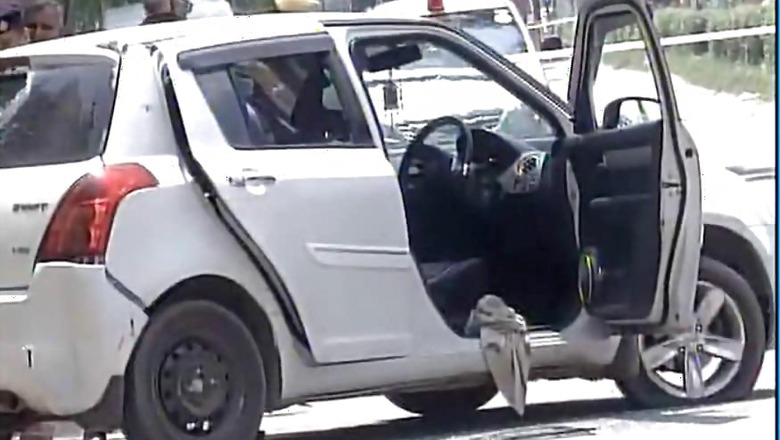 Two Cops Injured in Gun Battle in Delhi