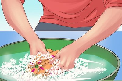 How to Store Scarves