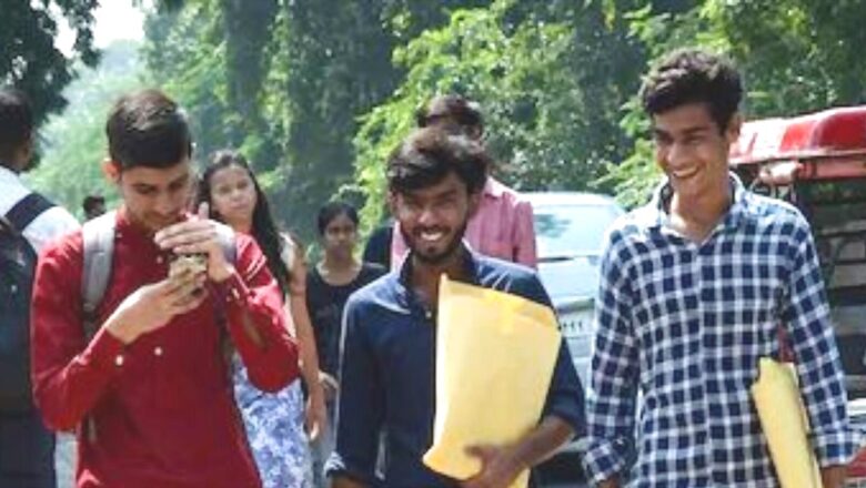 Ambedkar University to Reopen, MPhil, PhD, Final Year Students to be Called First