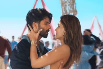 Teri Baaton Mein Aisa Uljha Jiya: Shahid Kapoor-Kriti Sanon Set The Screen On Fire in Akhiyaan Gulaab Song