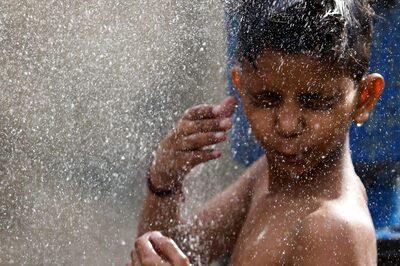 Deadly Heat Stifles Delhi, Mercury Above 44 Deg C at Most Places