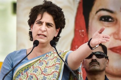 'For God's Sake PM, Divest Rape Accused MLA from Power': Priyanka Gandhi Steps up Attack in Unnao Case