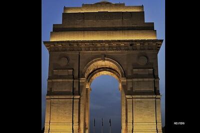 'Falling rupee makes Delhi, Mumbai less costly'