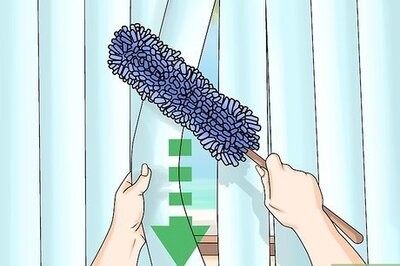 How to Clean Vertical Blinds