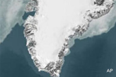 Greenland ice sheet shrinking fast: NASA